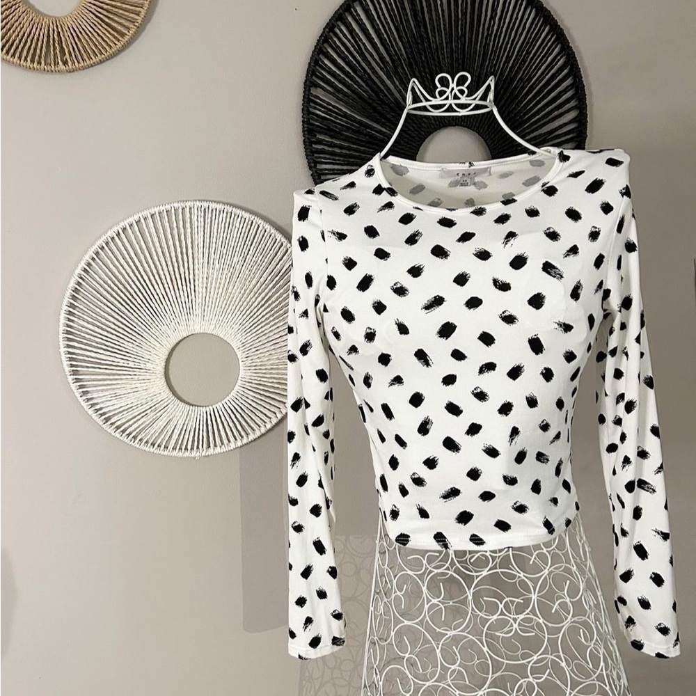 Cropped long sleeve